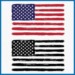 Puede incluir: Dos versiones de la bandera estadounidense, una en rojo, blanco y azul, y la otra en blanco y negro, ambas con un efecto de pinceladas desgastadas.