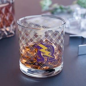 Omega Fraternity Vibes Rocks Glas, Que Geburtstagsgeschenk, Groomsmen Geschenk, Trinkglas für die Hausbar, 10 Unzen Whiskyglas