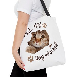 バッグから出てきた猫 ホワイト トートバッグ ビーチ好きのトートバッグ 子猫ママへのギフト 女性バッグ ギフト 女性用トートバッグ 子猫 ギフト 旅行用バッグ プレゼント 女の子