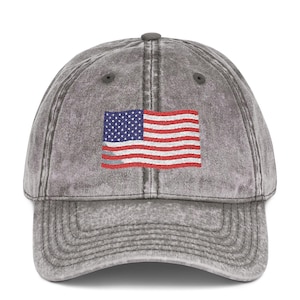 刺繍入りヴィンテージアメリカ国旗キャップ | ヴィンテージウォッシュ加工野球帽ギフト アメリカンプライドハット 愛国心あふれるギフト