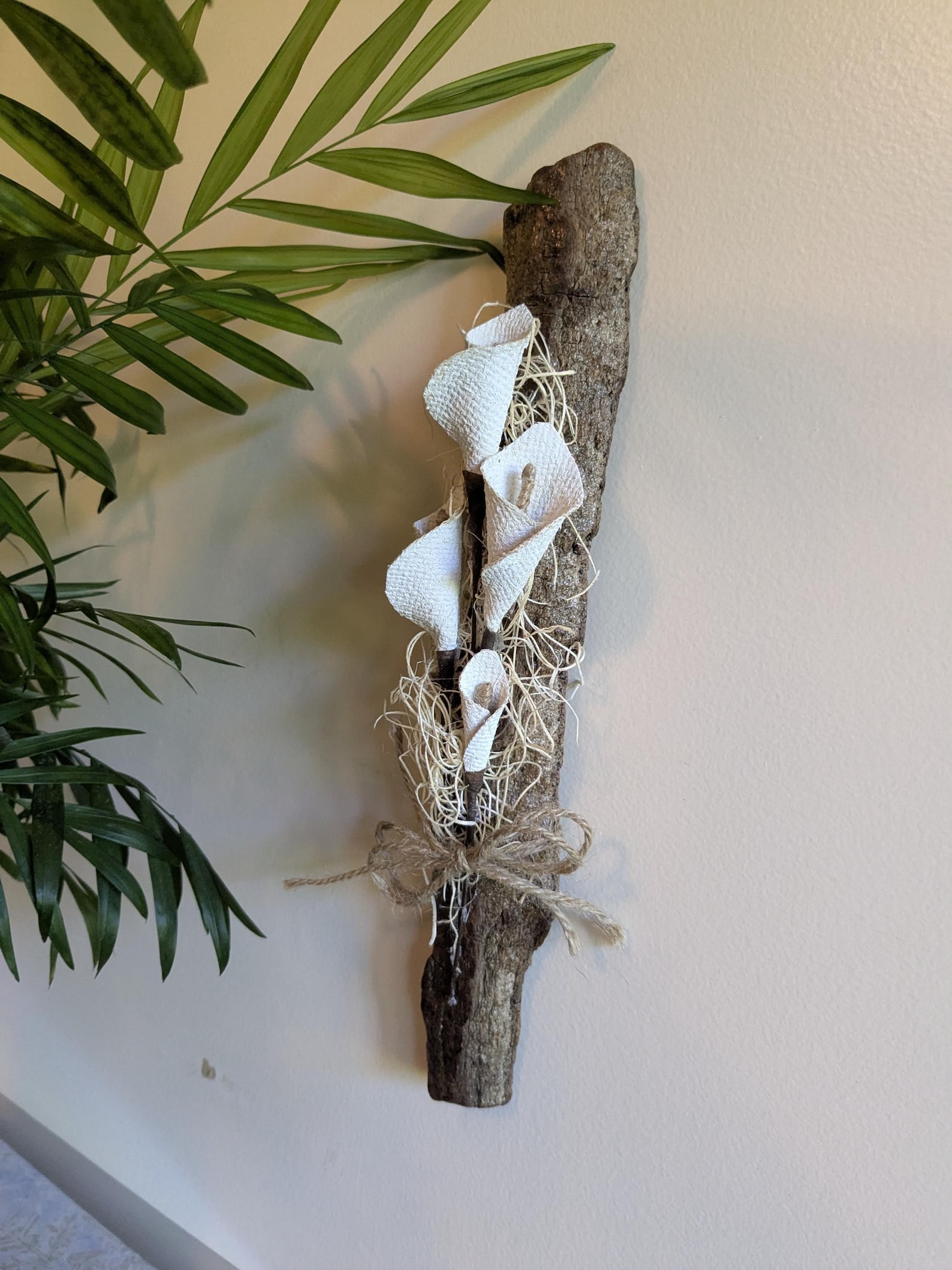 Floral Driftwood Wall Hanging– Rustic Farmhouse Table Accent or Coastal ...