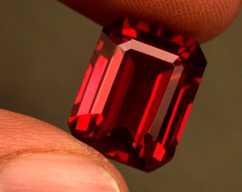 Mozambique Red Ruby Gemstone 10.10 Ct Certified Emerald Cut Loose Gemstone For Ring