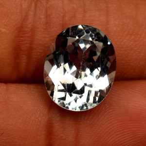Santa Maria Aquamarine Gemstone Certified 6.75 Ct Oval Ct Loose Gemstone From Brazil