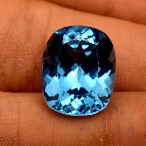 Top Blue Topaz Gemstone Certified 14.65 Ct Cushion Cut Loose Gemstone From Brazil