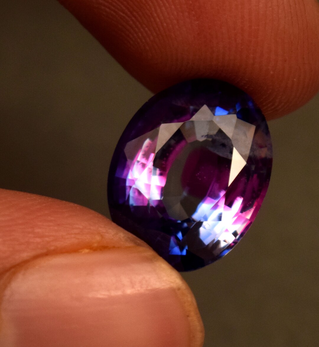 Certified Bi-color Sapphire: 7.00 Ct Oval Purple and Blue Gemstone - Etsy