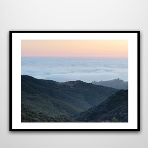 Puesta de sol en California, mar de nubes, fotografía costera colorida, arte de pared imprimible, impresión de naturaleza, archivo de impresión digital, listo para imprimir.