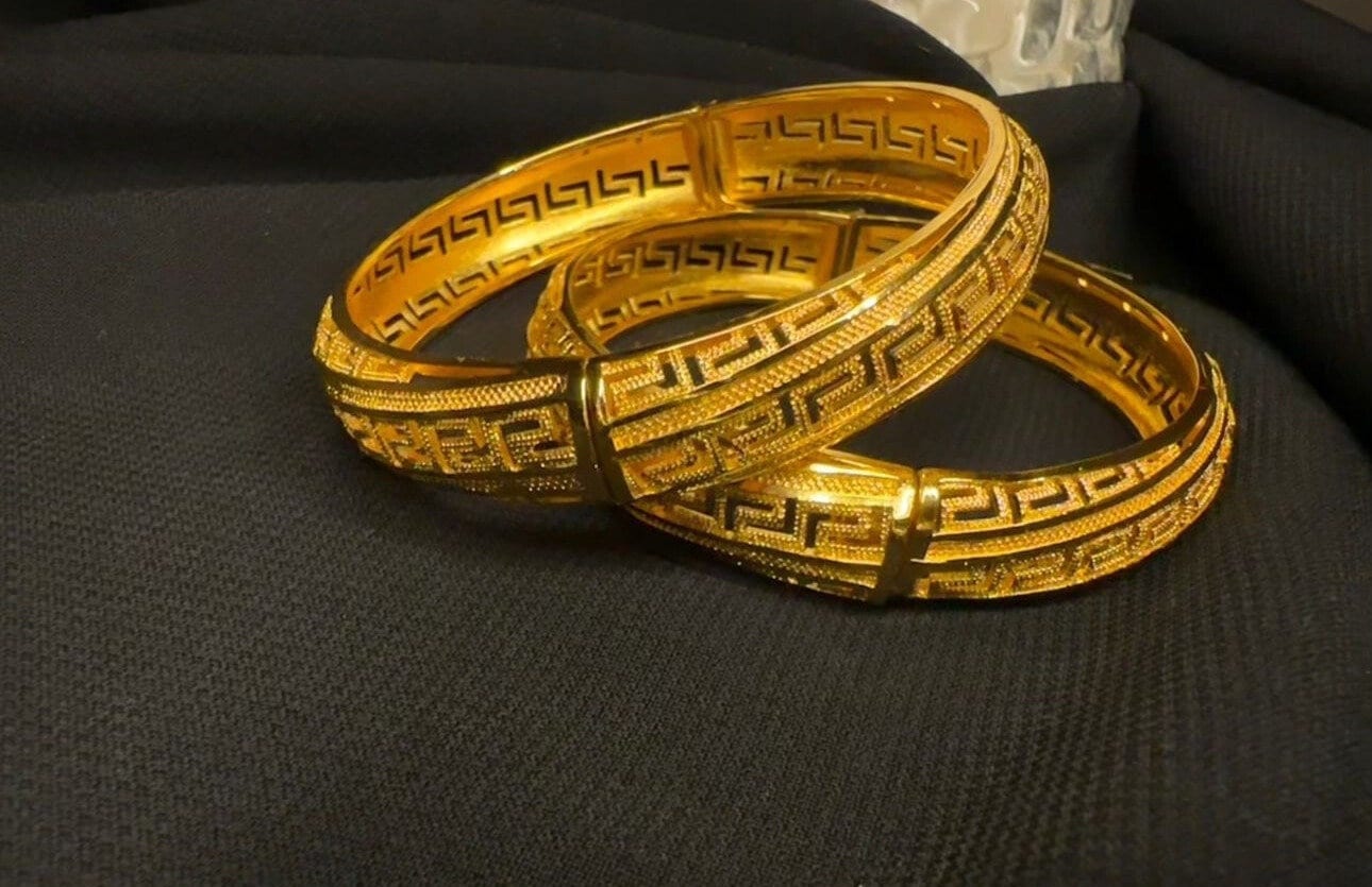 ハンドメイド22Kゴールドメッキバングル：ドバイスタイルブレスレット