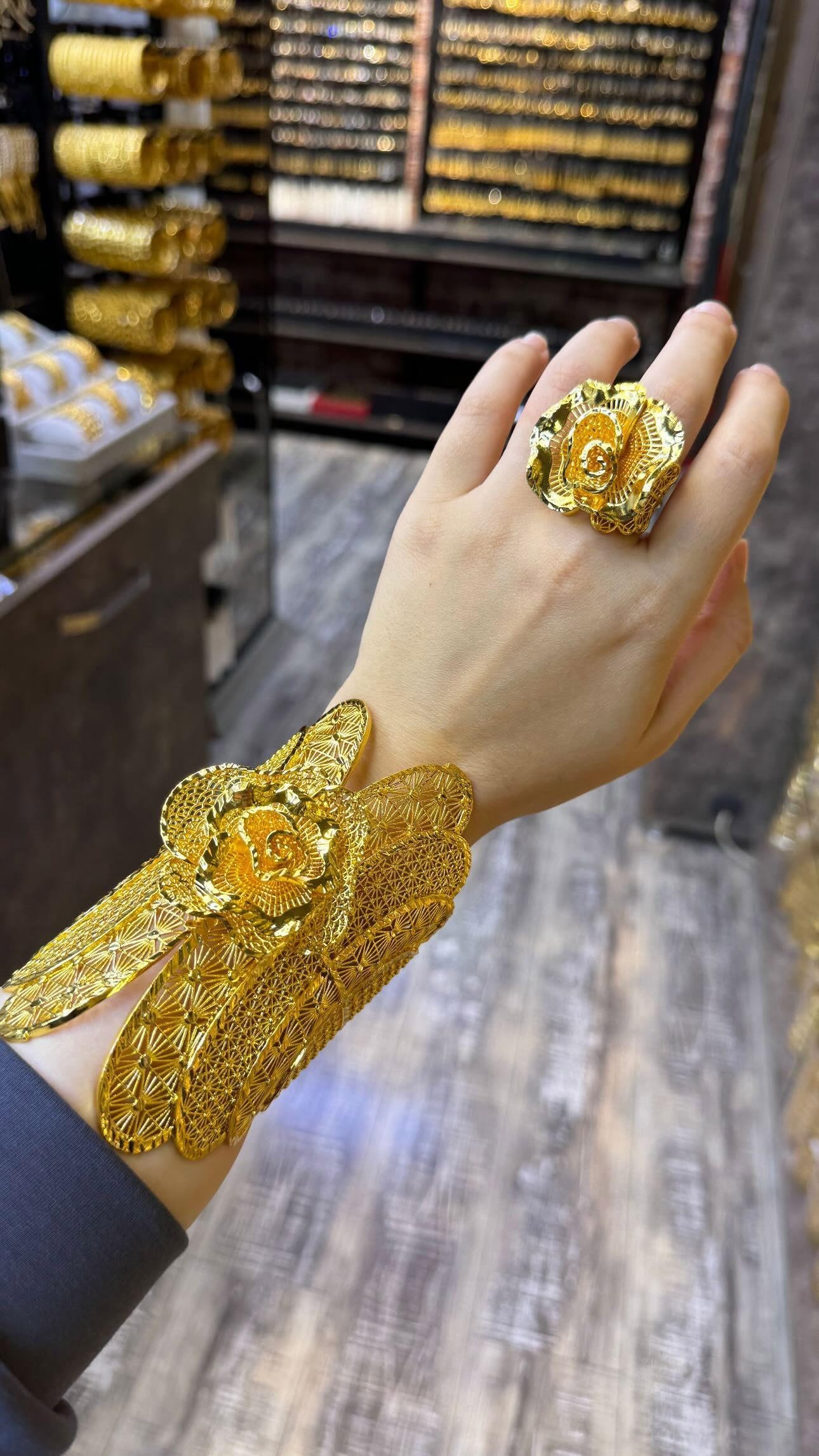22K Gold-plated Floral Cuff Bracelet & Ring Set: Adjustable