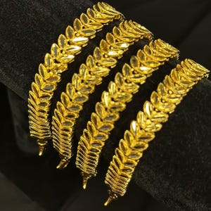 22K Gold-Plated Leaf Bracelet: Handcrafted Elegant Jewelry image 2