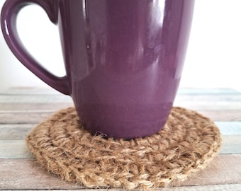 Ensemble de sous-verres en jute faits main : sous-verres rustiques au crochet