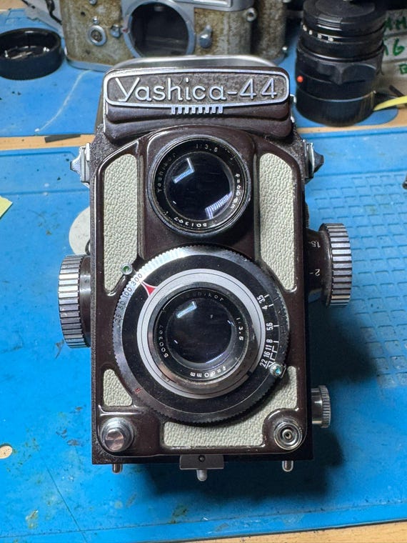 YASHICA 44A Vintage Film Camera. - Etsy Australia