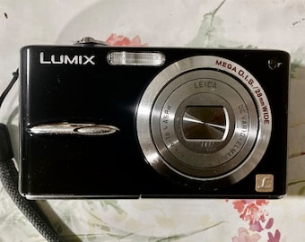 PANASONIC DMC-FX30 Lumix Camera