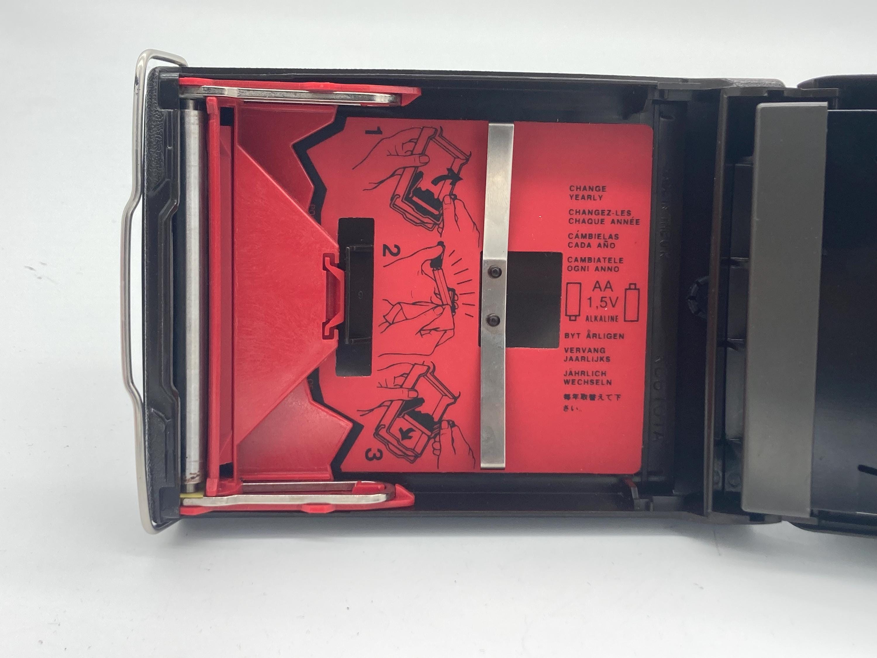 POLAROID EE33 LAND CAMERA - Etsy
