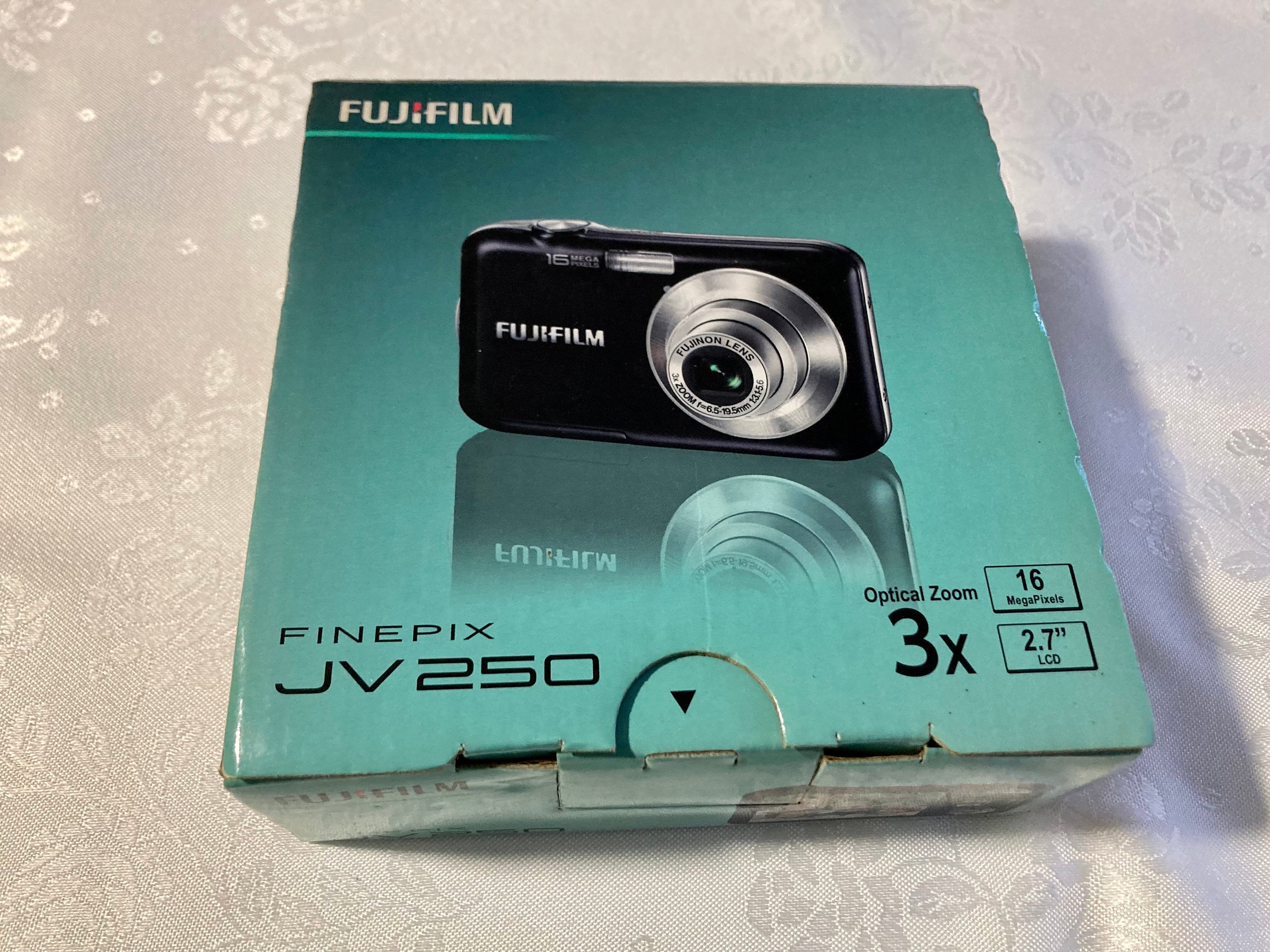 【美品】FUJIFILM FINEPIX JV250 コンパクト デジタルカメラ FUJIFILM FINEPIX JV250 ピンク コンパクトデジタルカメラ Fujifilm