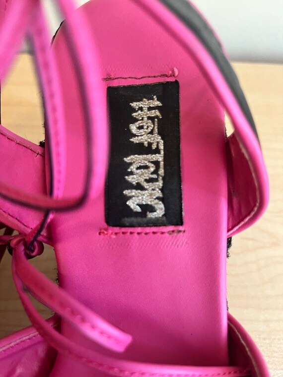 Vintage Y2K Hot Topic Black & Pink Strappy Wedge … - image 6