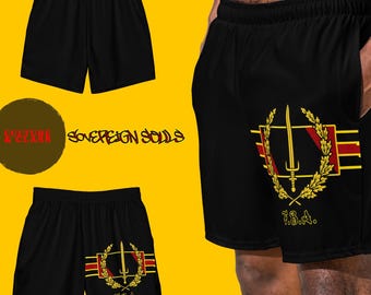 Costume da bagno con bandiera americana nera: streetwear di lusso