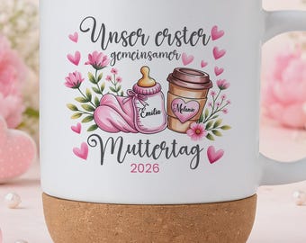 Erster gemeinsamer Muttertag Tasse - Personalisiert mit Namen - Neue Mama Muttertaggeschenk Korkboden - Graviertes Tablett Mama Geschenk