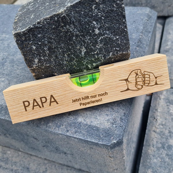 Geschenk Papa Geburtstag - Geschenke für Männer, 40. 50., Vatertag, graviert, Männergeschenk, Wasserwaage personalisiert mit Namen, Gravur,