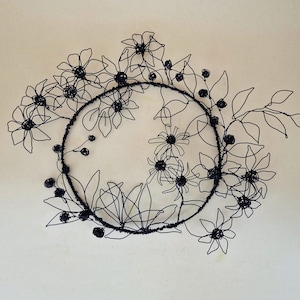 Wire Flower Wall Hanging – Black Wire Floral Art for Modern Home Decor II
