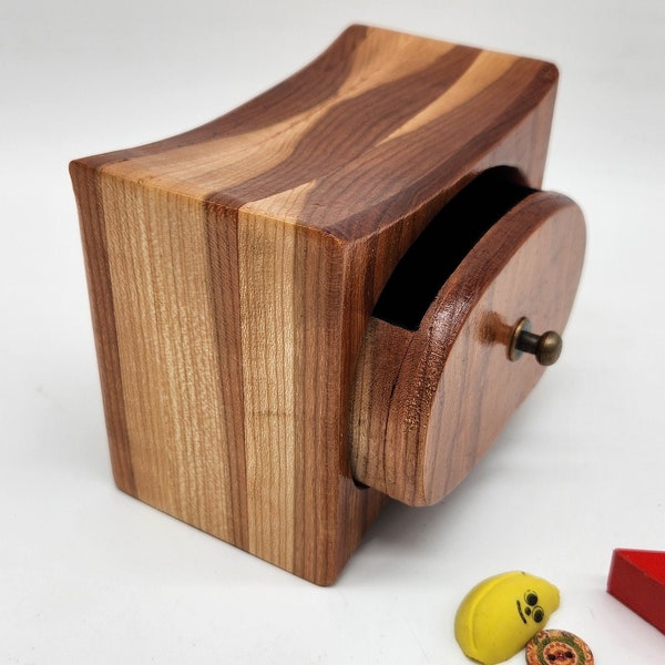 2 color/wood Bandsaw Box