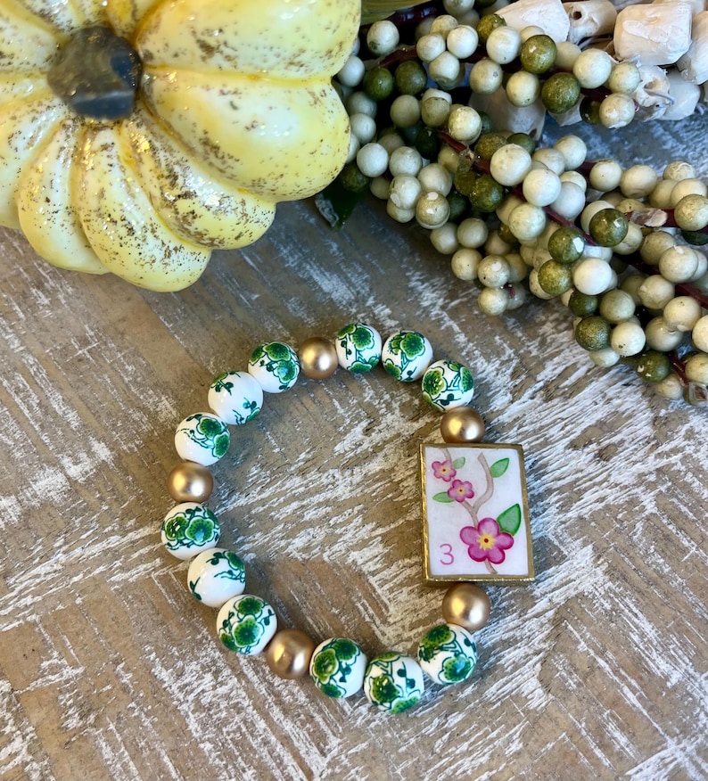 Mahjong Tile-inspired Reversible Beaded Bracelets Pink Flower