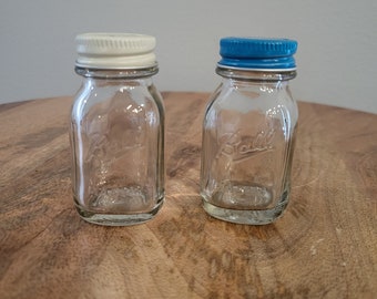 Vintage Small Ball Mason Jar Salt & Pepper Shaker Set Glass Mini Blue White Tops