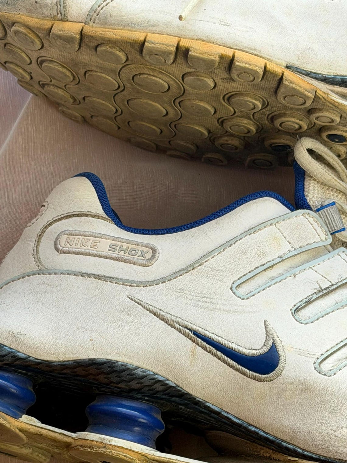 Nike Shox Nz white/blue leather sneakers, foto 3 de 5