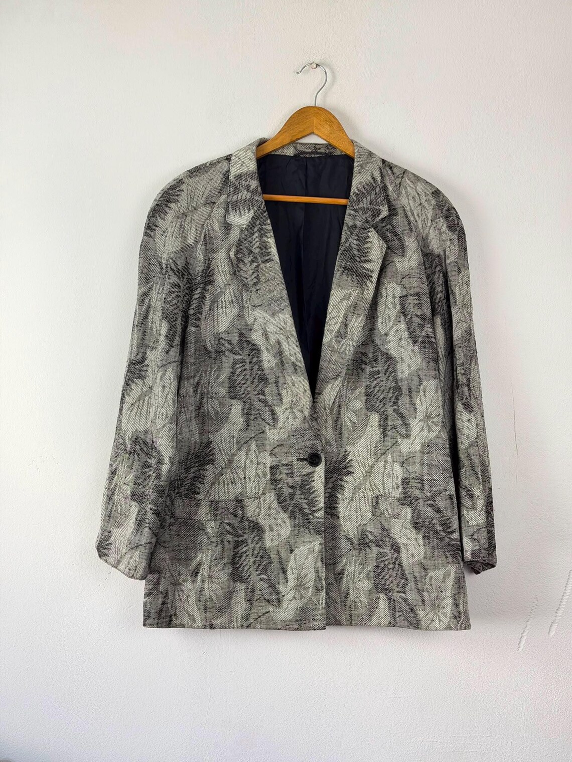 Vintage 80s Women's Wool blend shining blazer, foto 2 di 5