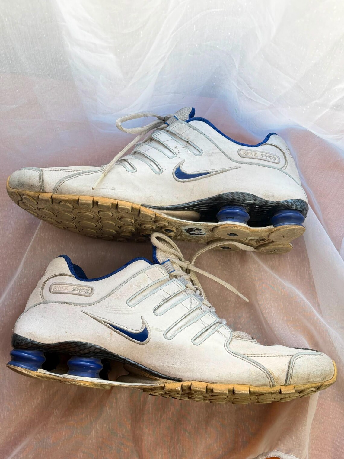 Nike Shox Nz white/blue leather sneakers, foto 2 de 5