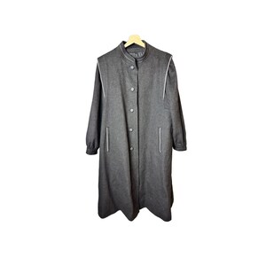 Mesmerising vintage 80’s C&A black trenchcoat (B192)