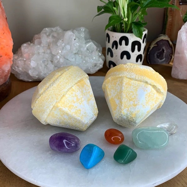 Mystery Gemstone Bath Bomb Scented Natural Skincare Gift Ideas For All Ages Gemstone Friendship Gifts Bath Bombs For Sale