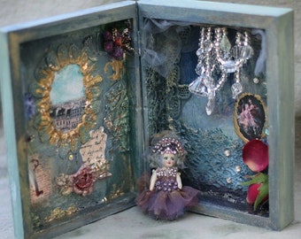 original art shadow box "Fairy boudoir", Victorian fairytale inspired collage diorama, assemblage art, hand crafted, hand painted