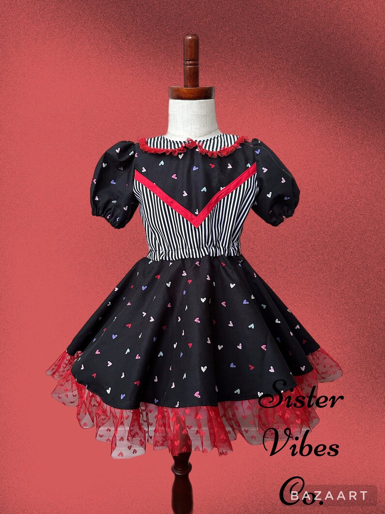 Heart Vintage dress image 1