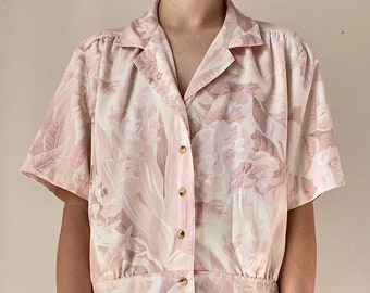 vintage white and pink floral short-sleeve button-up blouse