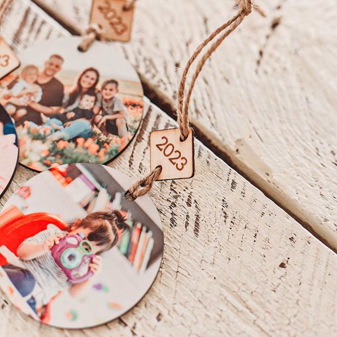Custom Year Tag Photo Ornament | Christmas Ornament | Personalized Ornament | Real Wood Photo Ornament | Christmas Décor