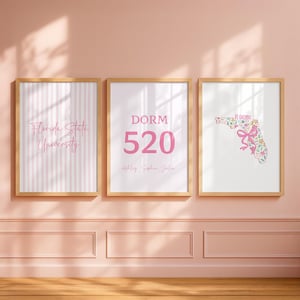 Custom college dorm poster set, pink preppy design with any university name, floral state map of your choice, dorm number, and roommate names
Personalized university wall art, editable for any state and college, pink digital prints, instant download for dorm or sorority room
Trendy girls dorm decor set, includes custom striped university print, big dorm number poster, and floral state map for any US state
