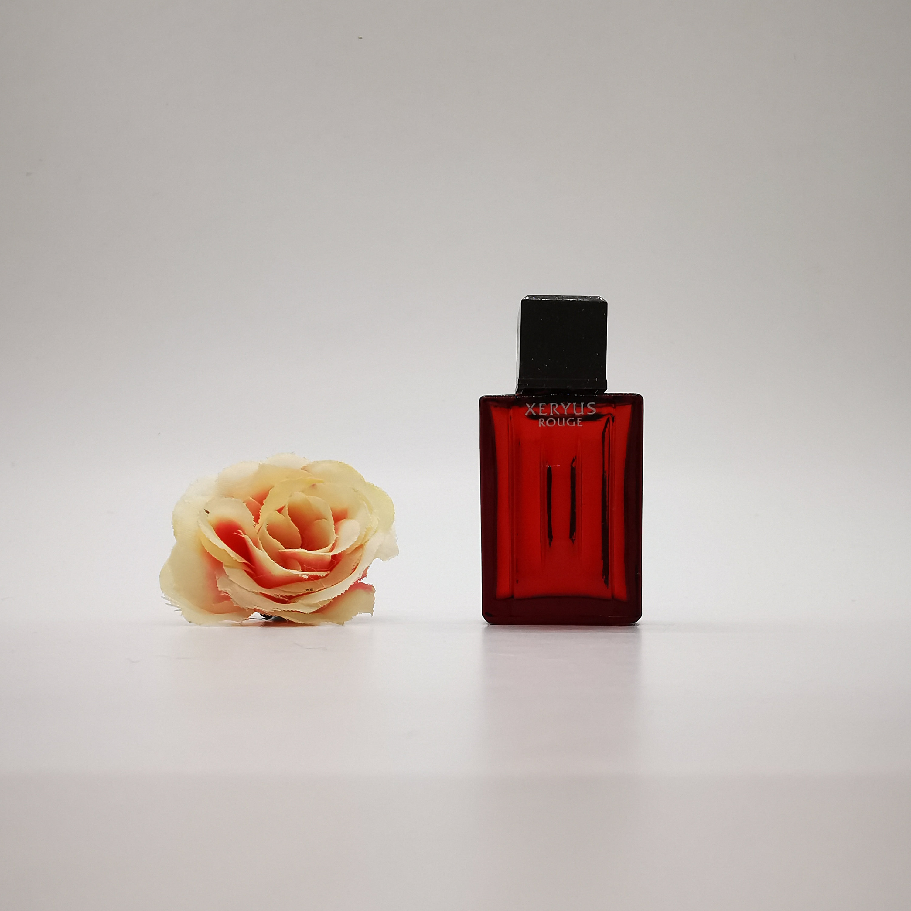 GIVENCHY XERYUS オードトワレ 20セット 2ml GIVENCHY XERYUS オードトワレ 20セット 2ml 2025年最新