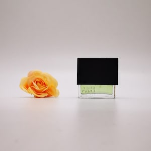 For men (1998) MINIATURE fragrance 3ml / 0.10 fl.oz. Splash, NOT spray. Collectible vintage. No box! **ULTRA Rare!**