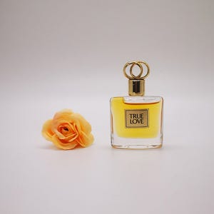 True Love by Elizabeth Arden MINIATURE perfume. 3.7ml / 0.12 fl.oz.Collectible. Splash, NOT spray. No Box. **Rare!**
