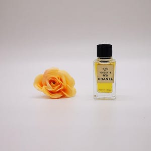 N5 ladies MINIATURE perfume. 4ml / 0.13 fl.oz. EDT. Splash, NOT spray. No box!  ***Vintage!***