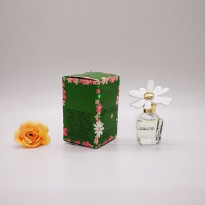 Daisy Wild MINIATURE. EDP. 4ml / 0.13 fl.oz. Collectible. Splash, NOT spray.