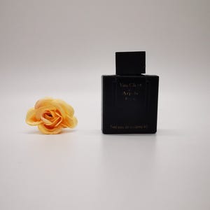 Van Cleef & Arpels « Pour Homme » (1978) MINIATURE. EDT 7 ml / 0,23 fl.oz. Objet de collection. Éclaboussures, pas de pulvérisation. Pas de boîte ! **Les lettres sont usées**
