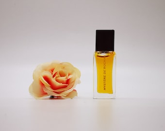 Rochas "Mystere" (1978) MINIATURE perfume. 2ml / 0.06 fl.oz. EDP. Splash, NOT spray. No Box! ***Rare vintage!*