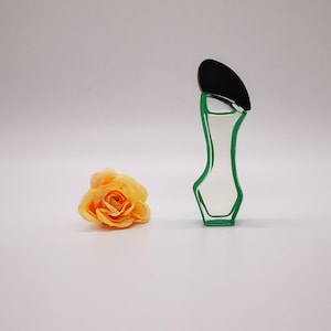 Femme MINIATUR Parfüm. 5ml Glas EDV. Plantschen, nicht sprühen. *Sehr selten!*