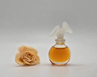 Vintage (1975) MINIATURE perfume. 3.7ml / 0.12 fl.oz. EDT. Splash, NOT spray. No Box!  **Vintage collectible miniature**