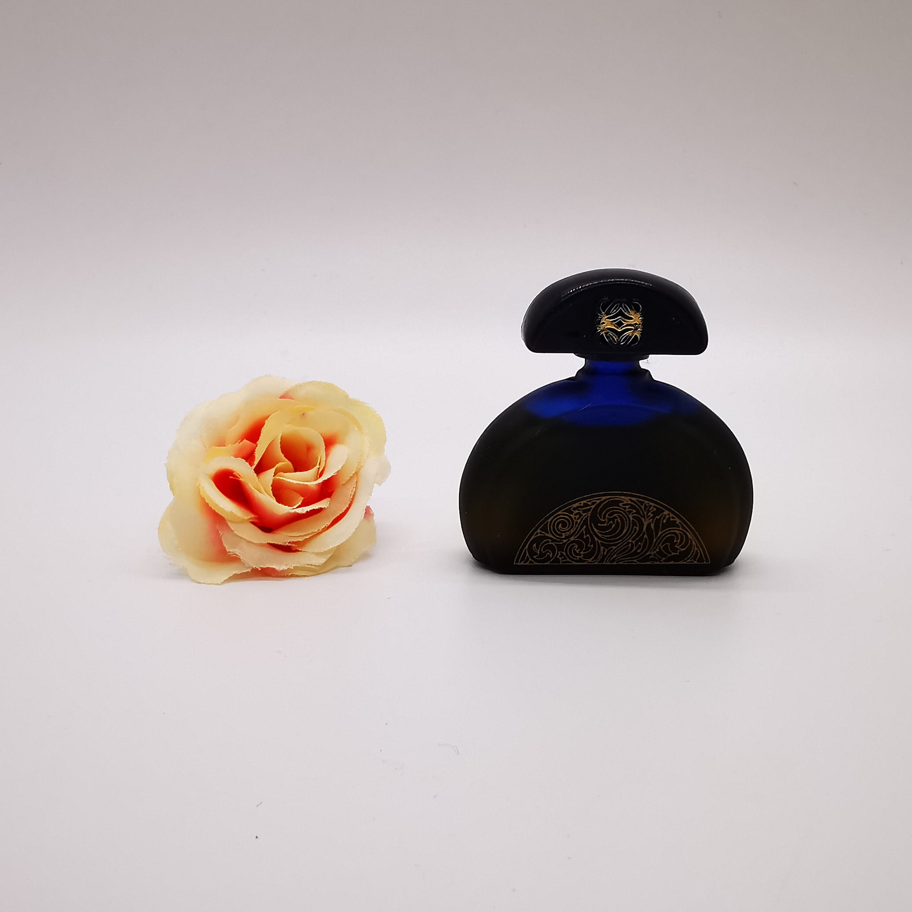 Loewe gala Loewe 1991 MINIATURE Ladies Perfume. 5ml 0.16 Fl. Oz