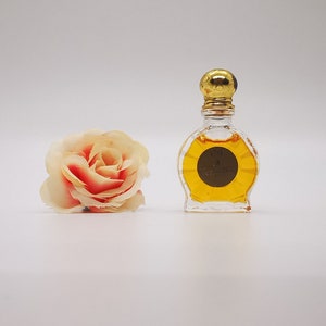 Jean Desprez &quot;Bal a Versailles&quot; (1962) MINIATURE perfume. PARFUM. 2.4ml 0.08 fl. oz. Collectible. Splash, NOT spray. **No Box**