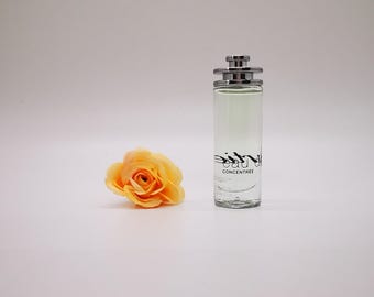 Concentree (2002) miniature perfume. EDT. 5ml / 0.16 fl.oz. Vintage. Splash, NOT spray.***Discontinued and hard to find!***