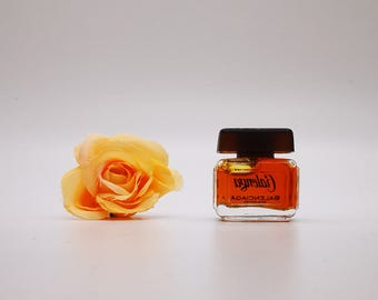 PARFUM miniature perfume (1973). 1.8ml / 0.06 fl.oz. MICRO MINIATURE Collectible. Splash, not spray. No box! ***Rare vintage***