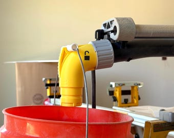 AirLock Sawdust Port Adapter. For DeWalt DWS780 miter saw. Tool and equipment. Vacuum Compatible Version